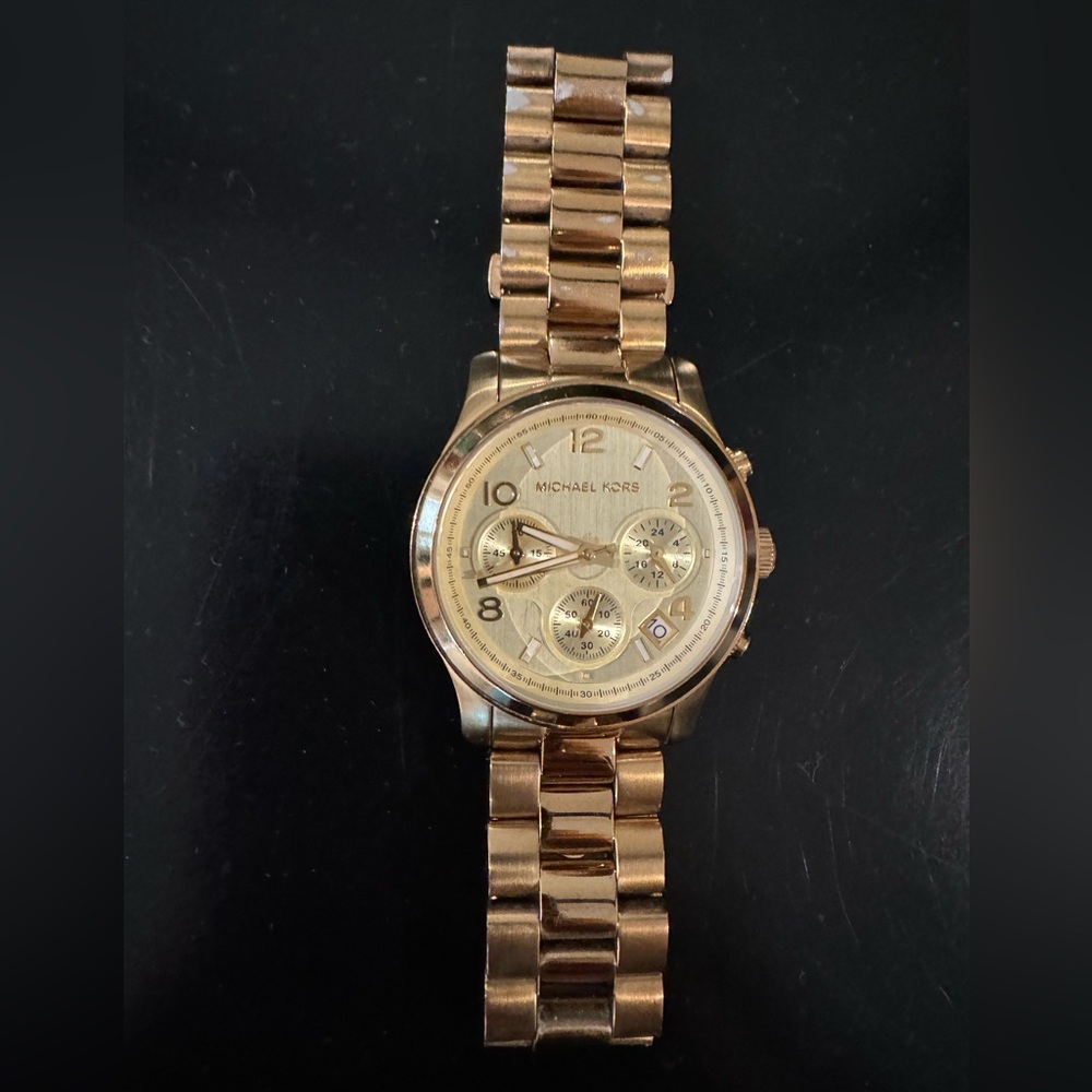 Great condition gold Michael Kors watch